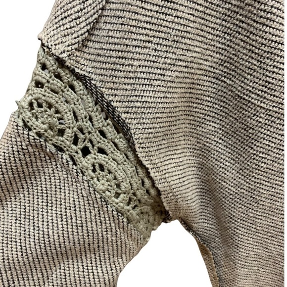 By Together Tan Frayed Edge Scooped Neck Sweater Oversized Sz S - Picture 3 of 8